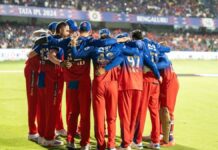 RCB vs KKR: ‘आरसीबी के लिए IPL ट्रॉफी जीतना असंभव…’ केकेआर के खिलाफ मिली हार के बाद टीम को लेकर यह क्या बोल गए पूर्व इंग्लिश कप्तान 30 03 2024 untitled design 2024 03 29t233748.185 23685595