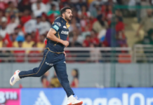 मोहित ने IPL का सबसे महंगा स्पेल फेंका 1713991089