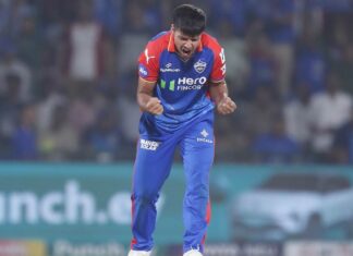 DC vs GT: राशिद खान के 3 लाजवाब शॉट और मुकेश कुमार की तीन गजब की गेंदें, आखिरी ओवर में रोमांच और ड्रामा की हदें हुईं पार 25 04 2024 rasikh 23704496