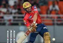 डिप्रेशन से उबरने के बाद IPL में चमके आशुतोष images 4 2