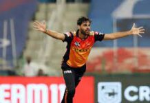 PBKS vs SRH: भुवनेश्वर कुमार ने रचा इतिहास, अनोखी उपलब्धि हासिल करने वाले बने दुनिया के पहले खिलाड़ी images 4