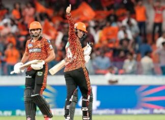 एक टी-20 लीग में सबसे ज्यादा सिक्स लगाने वाली टीम बनी srh become team with most sixes in t20 series 525 H@@IGHT 527 W@@IDTH 600