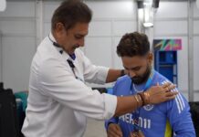 ऋषभ पंत को मिला बेस्ट फील्डर का मेडल RishabhPant2