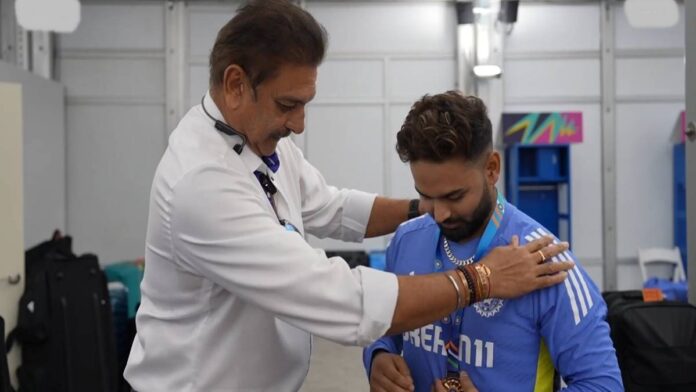 RishabhPant2
