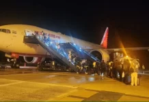 दावा- भारतीय टीम के लिए पैसेंजर फ्लाइट कैंसिल की गई team india plane