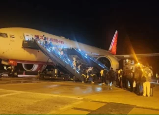 दावा- भारतीय टीम के लिए पैसेंजर फ्लाइट कैंसिल की गई team india plane