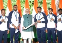 पेरिस ओलिंपिक में खेलने वाले भारतीय दल से मिले मोदी indian team 12 1723712696