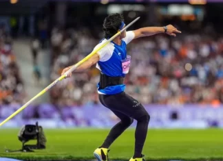 जेवलिन थ्रोअर नीरज ने पेरिस में सिल्वर जीता neeraj chopra modi 1723168812