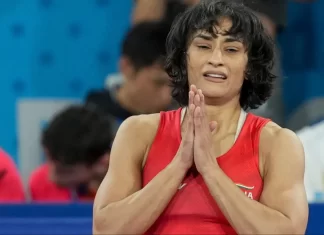 विनेश के सिल्वर मेडल पर फैसला फिर टला vinesh phogat wrestler 2