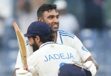 अश्विन-जडेजा को मिला स्टैंडिंग ओवेशन बांग्लादेश के खिलाफ भारत मजबूत स्थिति में 1726754264455 ashwin jadeja batting century 1200