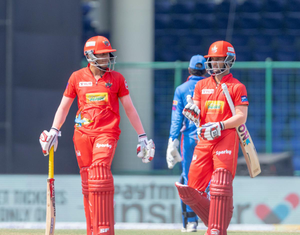 प्रियांश आर्य एक ओवर में 6 छक्कों के साथ जड़ाता शतक, टी20 लीग में रचा इतिहास 202408313214866 202408