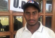 कौन है वो बॉलर जिसकी गेंद पर संजू सैमसन ने खराब शॉट खेलकर गंवाया विकेट Aquib Khan