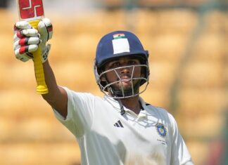 दलीप ट्रॉफी- लंच तक इंडिया ए की आधी टीम पवेलियन PTI09 05 2024 000205A 0 1725535951765 1725535969793