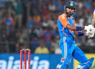 कोहली से आगे निकले पंड्या, हार्दिक पंड्या ने 5वीं बार सिक्स मारकर जिताया hardikpandya1 1728263325