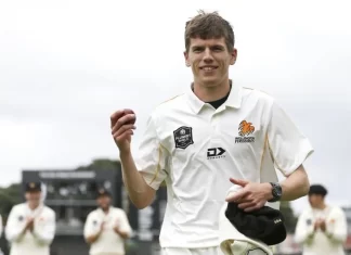 बेंगलुरु टेस्ट से पहले न्यूजीलैंड के पेसर तेज गेंदबाज बेन सियर्स चोटिल हो गए बेन सियर्स चोटिल l85120240304140612