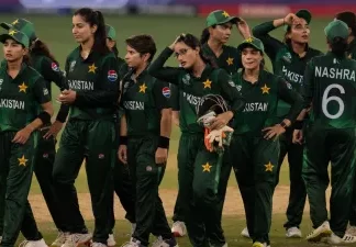 पाकिस्तान 9 विकेट की हार के बाद टी20 विश्व कप से हुआ बाहर या उम्मीद बाकी pakistan women cricket team 1728697289