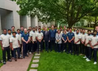 टीम इंडिया से मिले ऑस्ट्रेलियाई प्रधानमंत्री 115764531