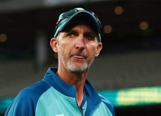 पाकिस्तान टेस्ट टीम के हेड कोच जेसन गिलेस्पी ने अपने पद से इस्तीफा दे दिया 2024 12image 11 08 352184139jason gillespie steps