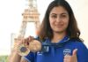 ओलिंपिक्स में 2 ब्रॉन्ज मेडल जीतने वाली शूटर मनु भाकर को मिल सकता है खेल रत्न khel sports Manu Bhaker Khel Ratna Award Sports Ministry preparing nominate paris olympics