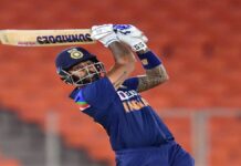 सूर्या की बैटिंग पर भड़के इंग्लैंड के पूर्व कप्तान माइकल 10 07 2022 suryakumaryadavap 22880337 (1)