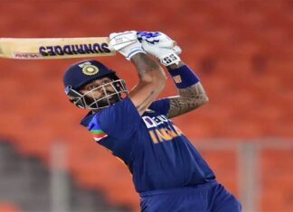 सूर्या की बैटिंग पर भड़के इंग्लैंड के पूर्व कप्तान माइकल 10 07 2022 suryakumaryadavap 22880337 (1)