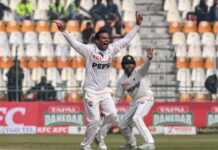 38 साल के स्पिनर नोमान अली ने वेस्टइंडीज के खिलाफ दूसरे टेस्ट में हैट्रिक लेकर इतिहास रचा। Noman Ali Source X