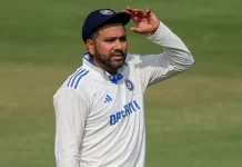 कप्तान रोहित ने सिडनी टेस्ट से खुद को बाहर किया ,जसप्रीत बुमराह ब्लेजर पहनकर भारत से टॉस कराने पहुंचे rohit sharma 680644155