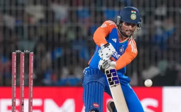 भारत ने इंग्लैंड को पुणे में 15 रन से चौथा टी-20 हरा ,लगातार 5वीं टी-20 सीरीज जीती tilak varma india beat england pti