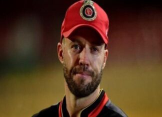 डीविलियर्स की RCB कप्तान को सलाह: टीम को दबाव में शांत रहने की दी सलाह Ab De Villiers 1737504637902 1737504638091