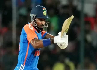 हार्दिक पांड्या के तीन छक्कों से भारत ने दबाव कम कर ऑस्ट्रेलिया को हराया hardik pandya 100 sixes