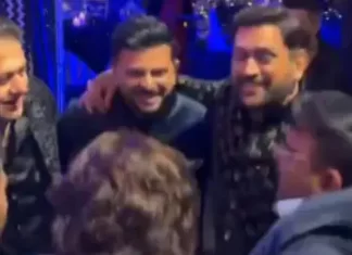 рдкрдВрдд рдХреА рдмрд╣рди рдХреЗ рд╢рд╛рджреА рд╕рдорд╛рд░реЛрд╣ рдореЗрдВ рдзреЛрдиреА рдФрд░ рд░реИрдирд╛ рдХреА рдореМрдЬреВрджрдЧреА, рддрд╕реНрд╡реАрд░реЗрдВ рд╡рд╛рдпрд░рд▓ ms dhoni suresh raina 29809263