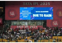 IPL में कम हो रहा है ऑलराउंडर्स का दबदबा 1744986196151 toss bengaluru