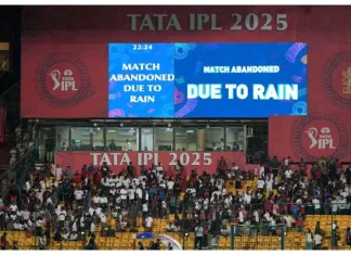 IPL में कम हो रहा है ऑलराउंडर्स का दबदबा 1744986196151 toss bengaluru