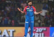 मुकेश कुमार पर जुर्माना: आईपीएल 2025 में स्लो ओवर रेट के कारण ₹12 लाख का दंड image 2025 05 22T115141.383