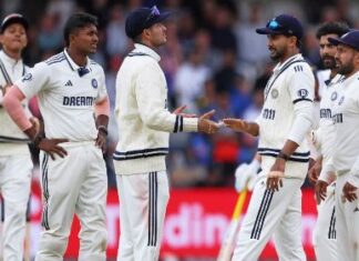 टेस्ट इतिहास में पहली बार: 5 शतक लगाने के बावजूद हार गई टीम, रिकॉर्ड के बावजूद नहीं मिली जीत image 2025 06 25T115006.839