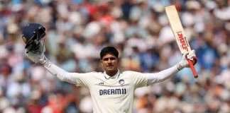 269 रन की ऐतिहासिक पारी के बाद शुभमन गिल को मिला स्टैंडिंग ओवेशन 75feul1g shubman gill 625x300 03 July 25