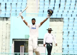 लखनऊ में देवदत्त पडिक्कल का शानदार प्रदर्शन: 150 रन बनाकर हुए आउट 1002034724 1758271313