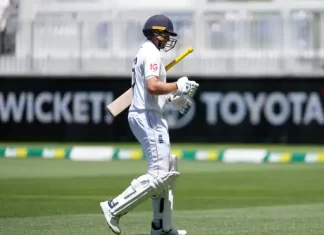 पर्थ टेस्ट में इंग्लैंड 172 पर सिमटा: ऑस्ट्रेलियाई पेस अटैक ने पहले दिन किया कब्ज़ा 3 1763702376