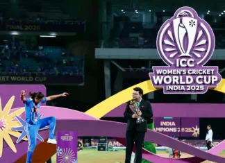 ट्रॉफी लेने से पहले भांगड़ा करने लगीं कप्तान हरमनप्रीत — जश्न में झूम उठी पूरी टीम, मैदान गूंजा ‘भारत माता की जय’ से 5820251103015l 1762113837