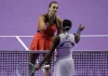 आर्यना सबालेंका WTA फाइनल्स के सेमीफाइनल में पहुंचीं टॉप फॉर्म में नजर आईं, खिताब की बड़ी दावेदार बनकर उभरीं image resize color correction and ai 2025 11 07t13 1762501827