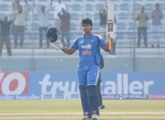 वैभव सूर्यवंशी ने 32 गेंदों पर जड़ा तूफानी शतक—आधुनिक क्रिकेट की सबसे धमाकेदार पारियों में शामिल moments 7 1763125309