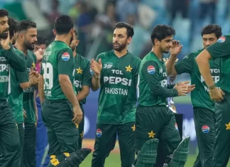 टी-20 ट्राई सीरीज में पाकिस्तान 6 रन से हारा: आखिरी ओवर में मैच फिसला pakistan cricket team tri series