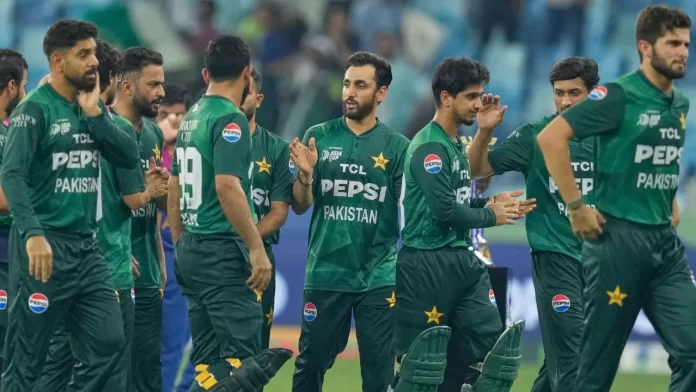 pakistan cricket team tri series