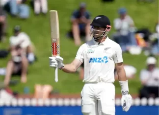 वेलिंगटन टेस्ट में न्यूजीलैंड 41 रन से आगे – रोमांच चरम पर, मैच का रुख किसी भी ओर जा सकता है untitled design 2025 12 11t124043570 1765437116