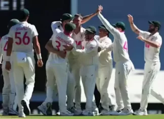 सिडनी में ऑस्ट्रेलिया का दमदार प्रदर्शन, इंग्लैंड को 5 विकेट से हराकर बढ़ाया दबदबा image resize color correction and ai 73 1767844923
