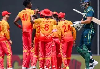 टी-20 वर्ल्ड कप में बड़ा उलटफेर: जिम्बाब्वे ने ऑस्ट्रेलिया को चौंकाया zimbabwe beat australia after 19 years t20 world cup 2026 by 23 run 1770977026670 16 9