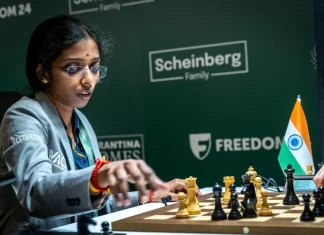 рд╡реИрд╢рд╛рд▓реА рдХреА рдРрддрд┐рд╣рд╛рд╕рд┐рдХ рдЬреАрддтАФрдЪреЗрд╕ рдХреИрдВрдбрд┐рдбреЗрдЯреНрд╕ рдЯреВрд░реНрдирд╛рдореЗрдВрдЯ рдЕрдкрдиреЗ рдирд╛рдо рдХрд░ рд░рдЪрд╛ рдЗрддрд┐рд╣рд╛рд╕ image of r