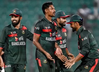 PSL 2026 рдХреЛ рдЭрдЯрдХрд╛: рдореБрд╕реНрддрдлрд┐рдЬреБрд░ рдФрд░ рдирд╛рд╣рд┐рдж рдмрдЪреЗ рд╣реБрдП рдореИрдЪреЛрдВ рд╕реЗ рдмрд╛рд╣рд░ mustafizurrahman 1777002846901