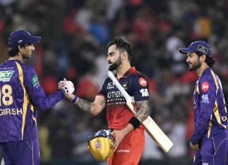 रिपोर्ट में दावा: IPL में सबसे ज्यादा कमाई करने वाले खिलाड़ी बने विराट कोहली 5nv9u9es virat kohli scored a ton against kkr afp 625x300 19 May 26