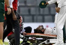 मैच के दौरान चोटिल हुए हसन अली, सिर में चोट लगने के बाद स्ट्रेचर पर मैदान से बाहर ले जाया गया untitled design 2026 05 16t163351529 1778929434